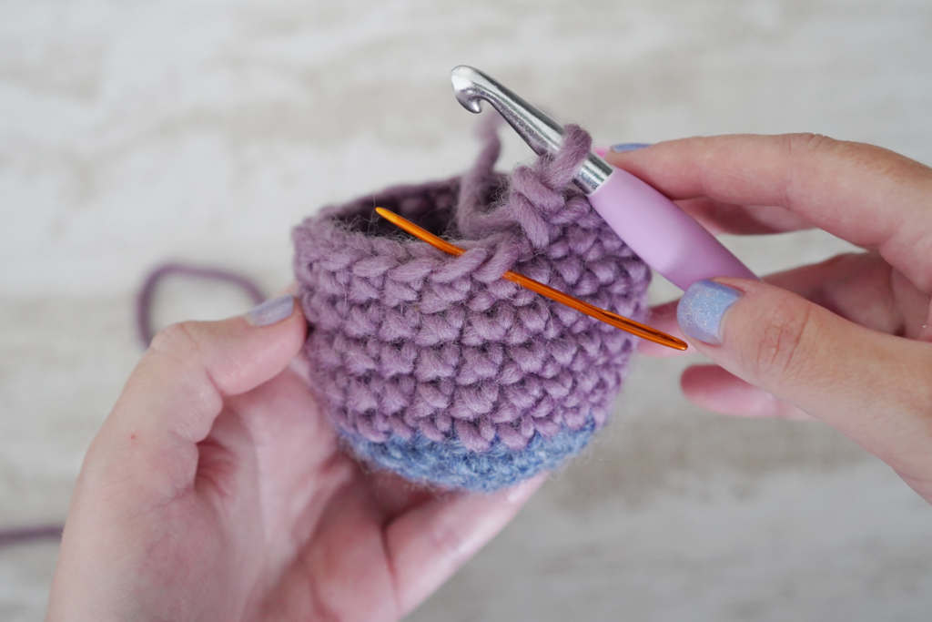 Comment faire une diminution invisible au crochet ? Le guide amigurumi