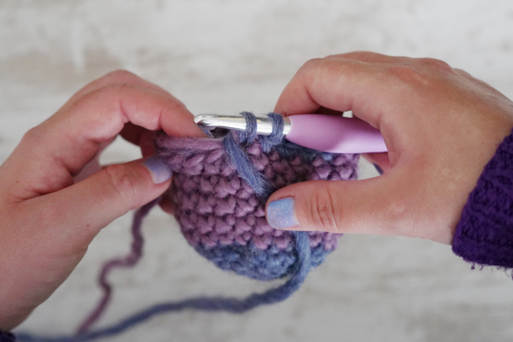 Comment changer de couleur au crochet ? La technique invisible