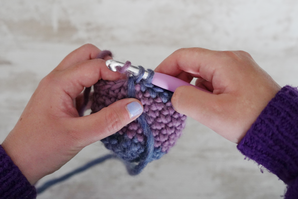 Invisible color change crochet tutorial. Amigurumi guide